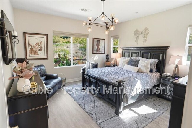 Building Photo - 25102 Aspen Falls Dr