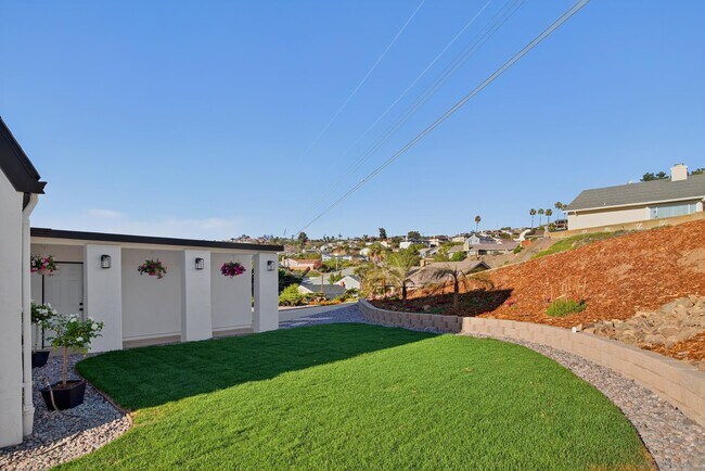 Building Photo - 4060 Rosarita Dr