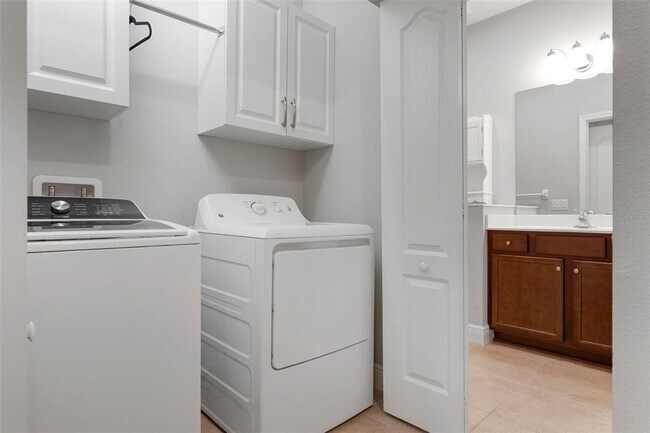 Building Photo - 341 Acerno Dr