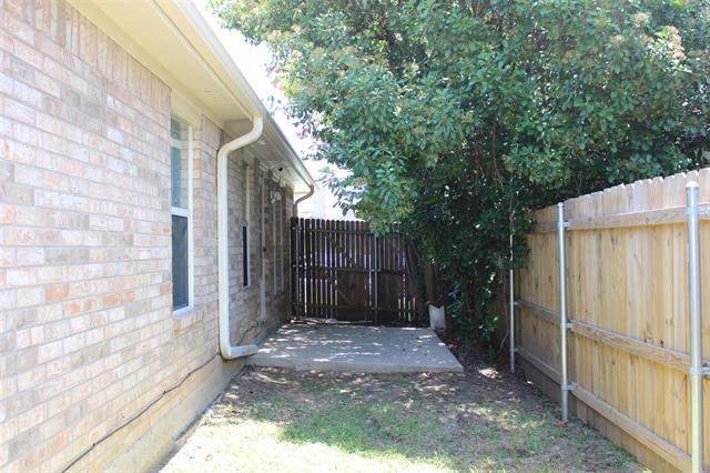 Building Photo - 7556 Ashcroft Cir