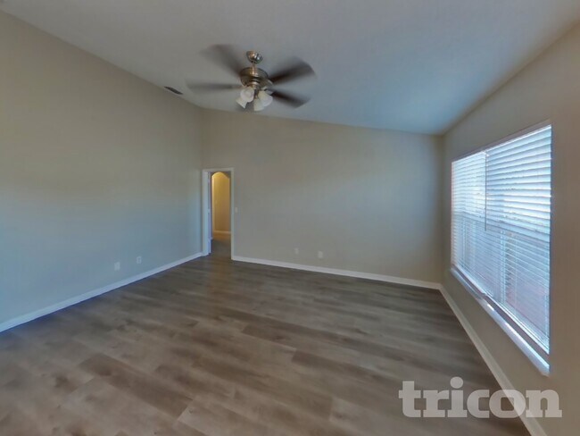 Building Photo - 4151 Candler Ave