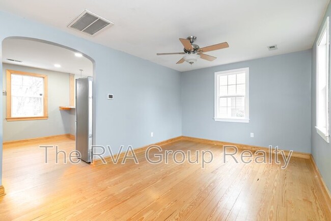 Building Photo - 1613 S Meadow St