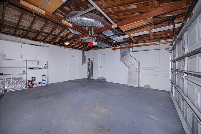 Building Photo - 3747 Shady Bluff Dr