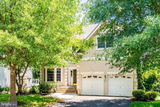 Building Photo - 20152 Boxwood Pl