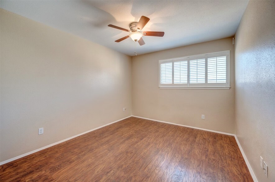 Building Photo - 12625 Memorial Dr