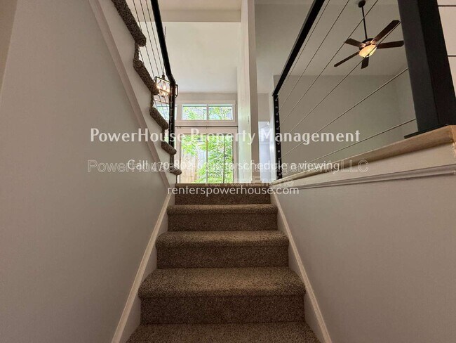 Building Photo - 120 Leeward Ln