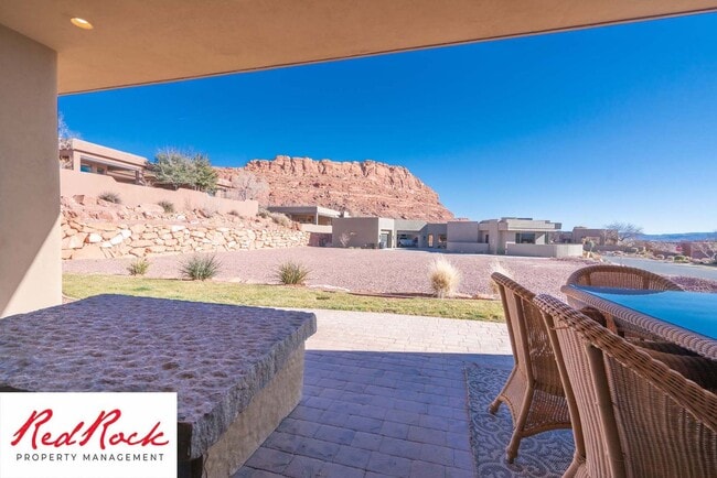 Building Photo - Incredible 4 Bedroom, 4 Bathroom FULLY FURNISHED Property in Entrada with a Private Pool!! 18 Mon...