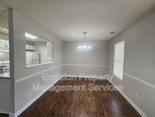 Building Photo - 1393 N Hampton Dr