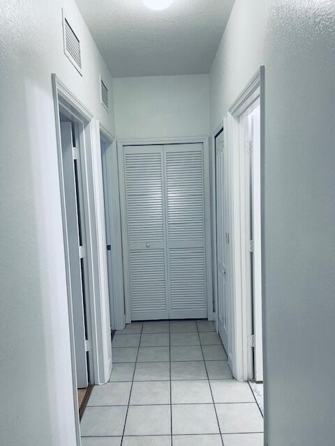 Building Photo - 2030 Shoma Dr