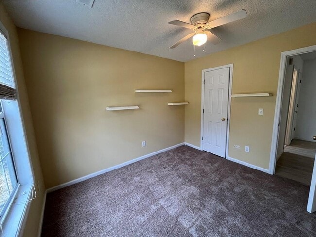 Building Photo - 54 Oxford Brook Way