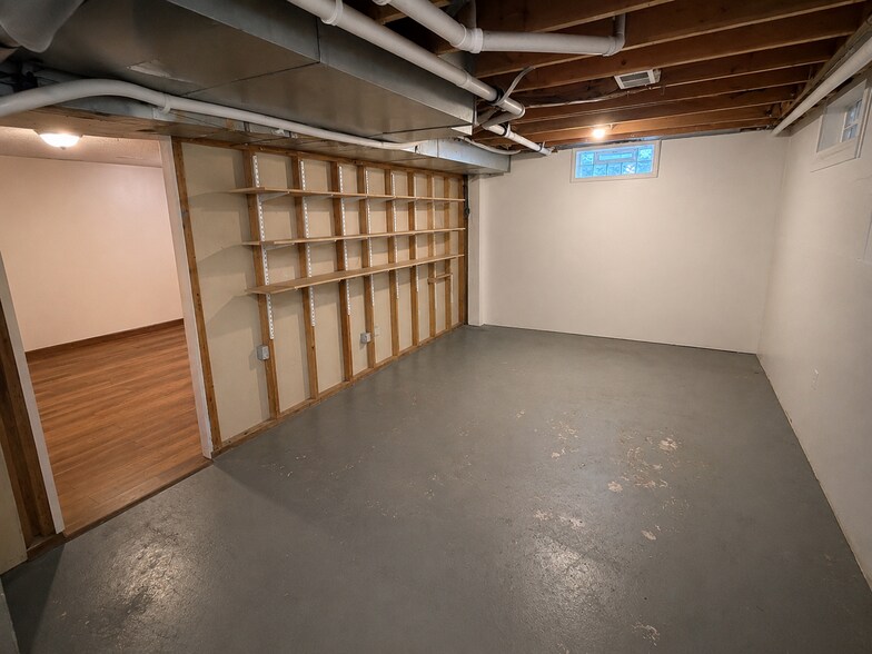 Building Photo - 11507 Lela Ave NW