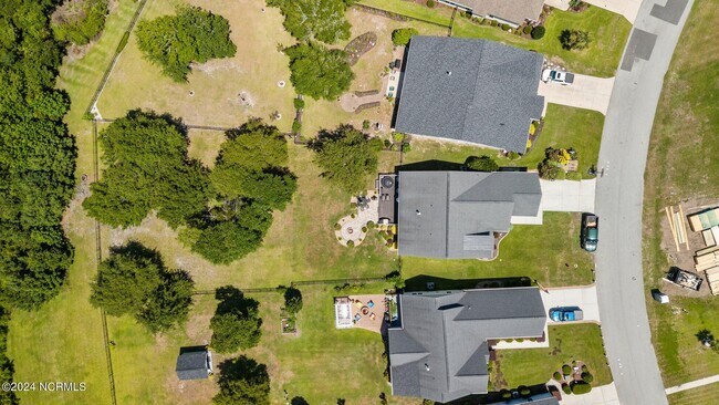 Building Photo - 107 Bogue Harbor Ct