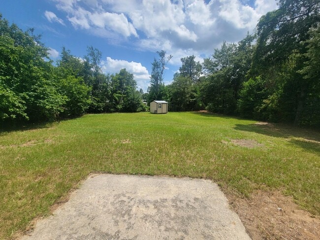 Building Photo - 2640 Teakwood Dr