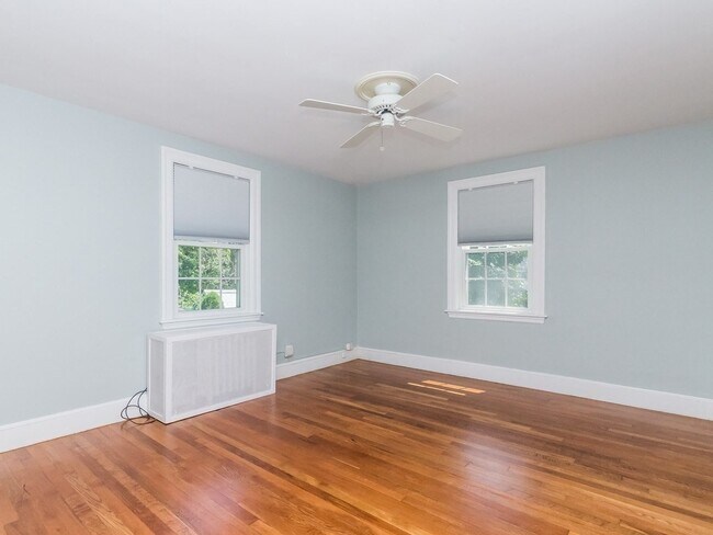 Building Photo - 36 Bonad Rd