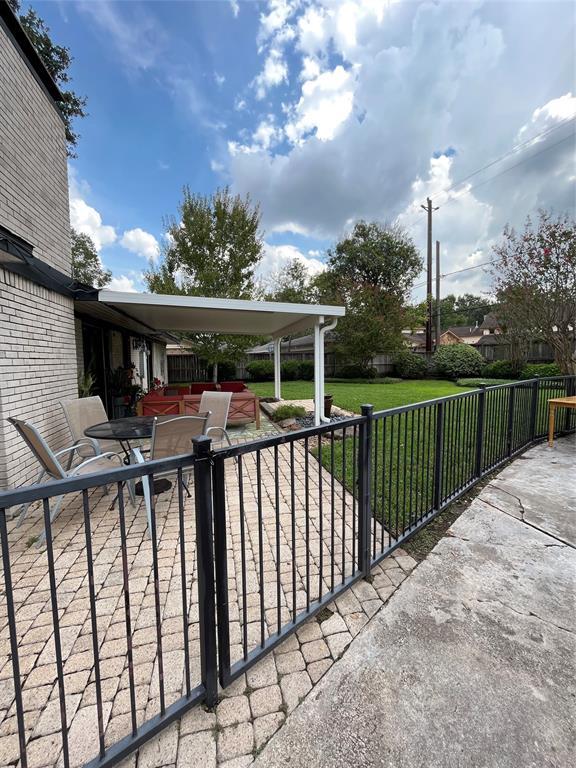 Building Photo - 5651 Valkeith Dr