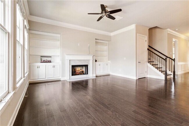 Building Photo - 510 Suwanee Pass Ln