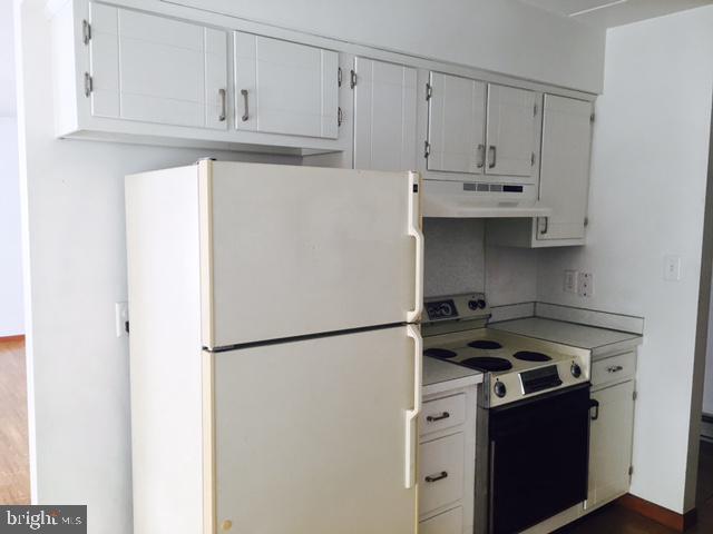 Building Photo - 51 Hamilton Rd