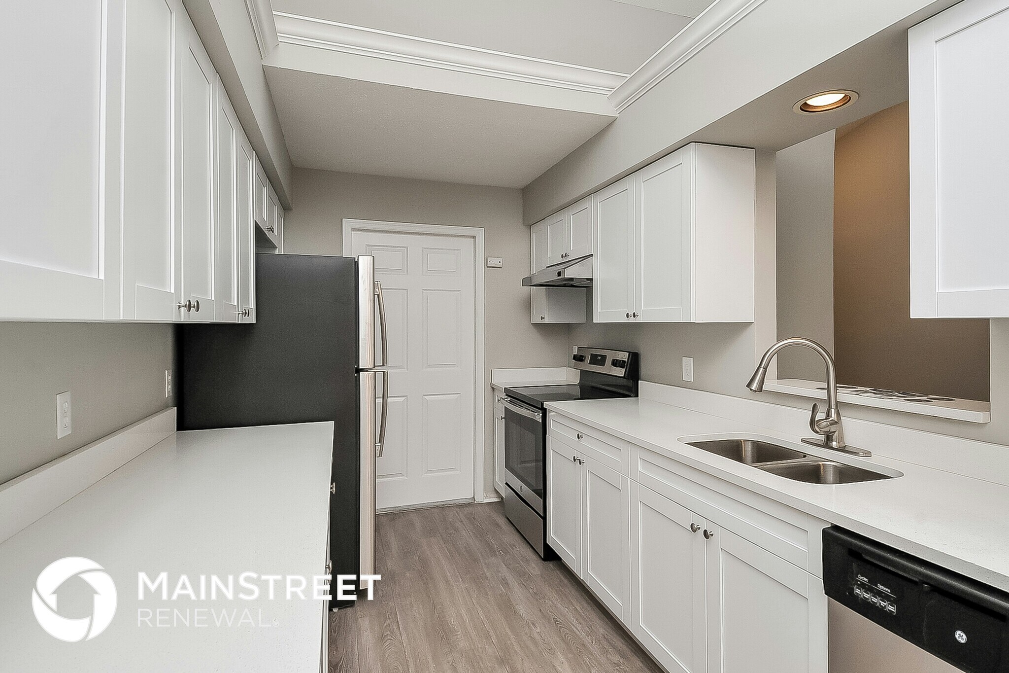 Building Photo - 1009 Hidden Dr