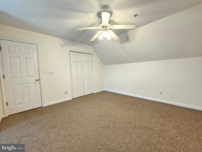 Building Photo - 1014 Zircon Ct
