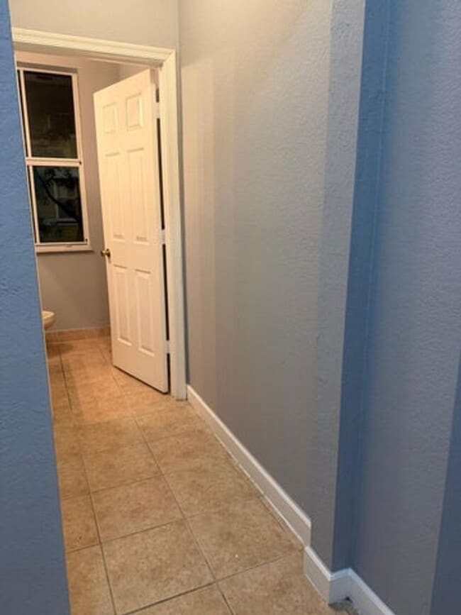 Building Photo - 3501 Shoma Dr