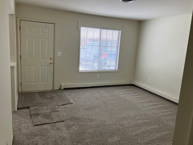 Living room - 310 Washington St.