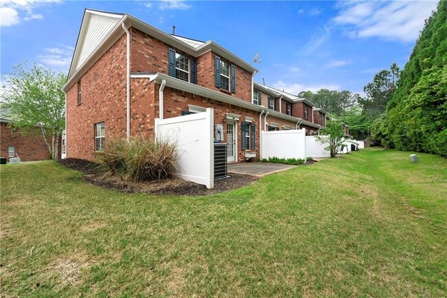 Building Photo - 5654 Lawley Rd