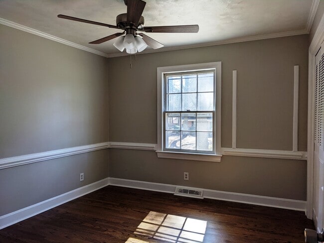 Building Photo - 2920 Berkley Dr