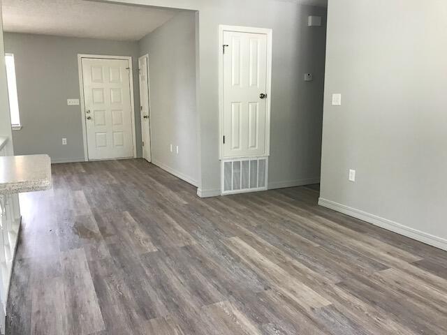 Building Photo - 5825 Reinke Dr