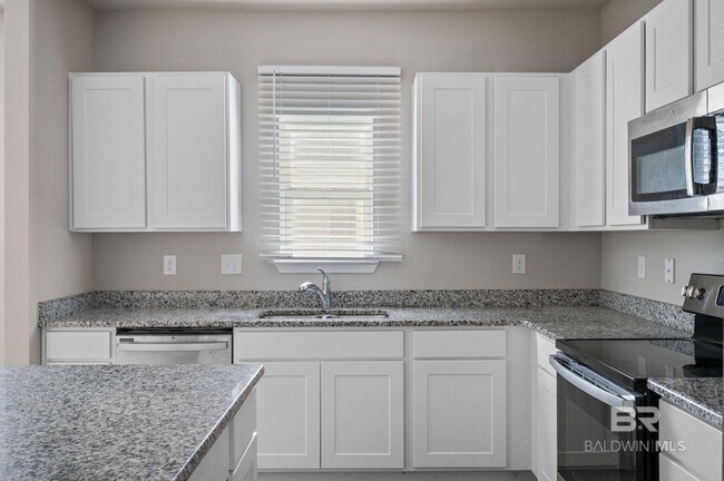 Building Photo - 24154 Veranda Cir