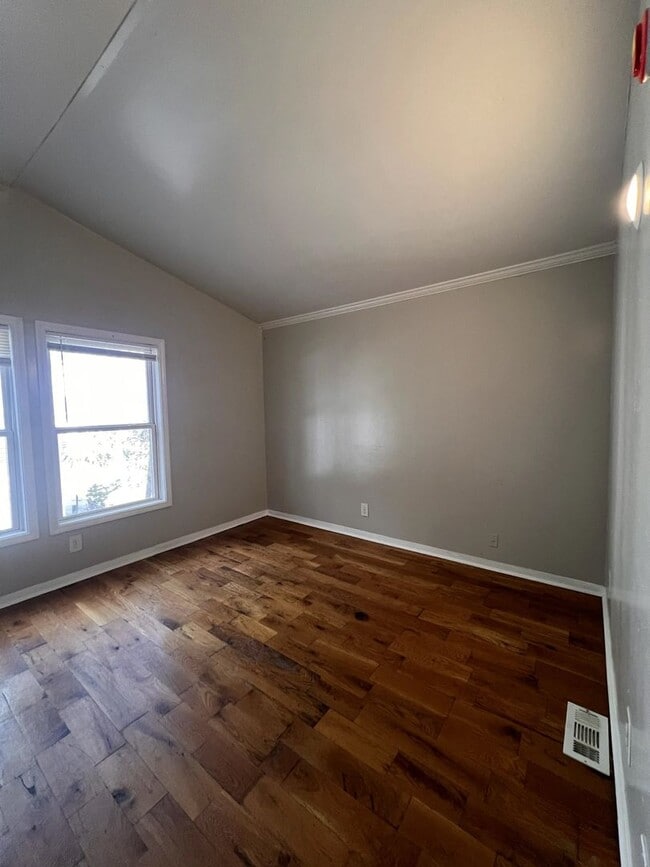 Building Photo - 2820 Divinity Ln