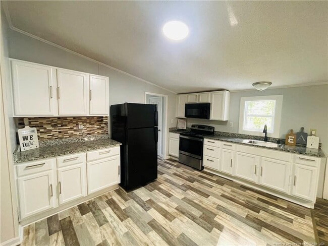 Building Photo - 2464 O'Hara Dr