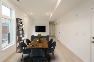 Building Photo - 1247 N 27th St