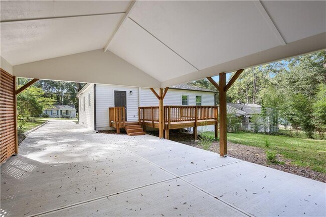 Building Photo - 1967 Sumter St NW