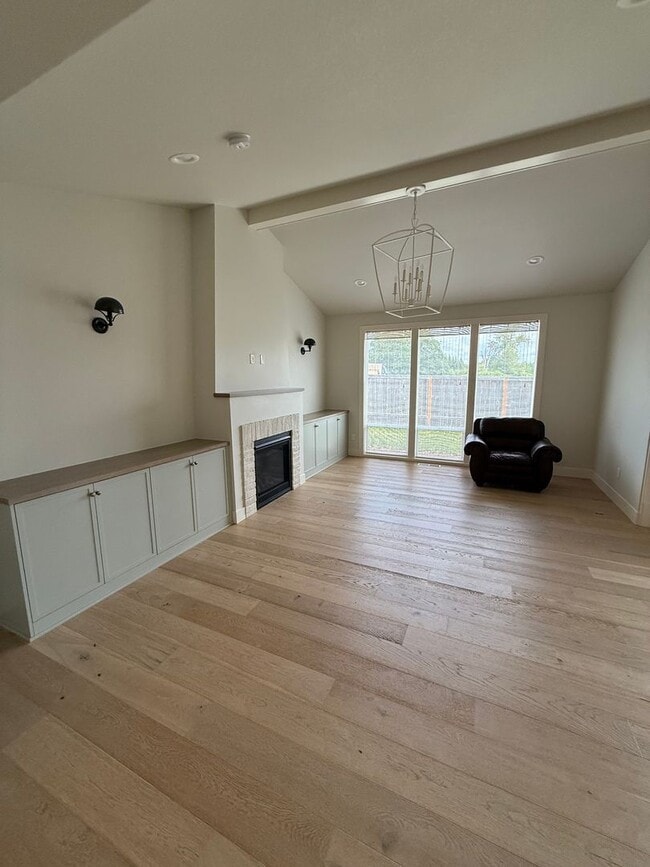 Building Photo - 3Bed/2 Bathroom Beautiful New Construction...