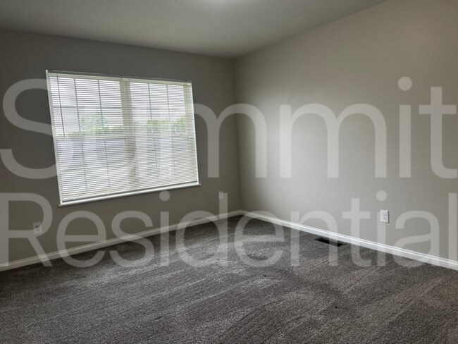 Building Photo - 2360 Cade Ct