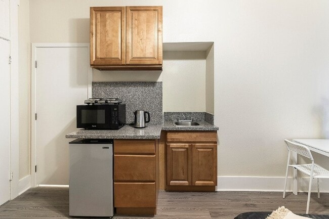 Building Photo - Portside Studio Apartments