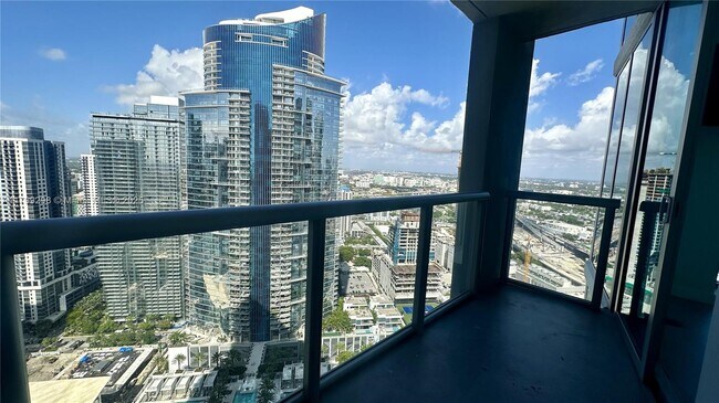 Building Photo - 888 Biscayne Blvd