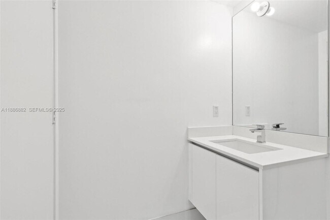 Building Photo - 330 Sunny Isles Blvd