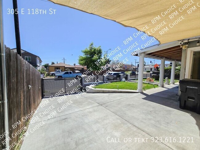 Building Photo - 305 E 118th St