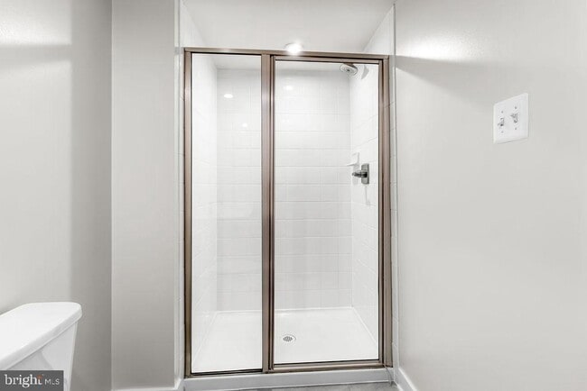 Building Photo - 2305 Wadlow Ln