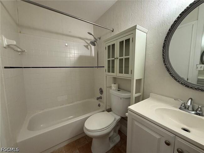Building Photo - 3257 Prince Edward Island Cir