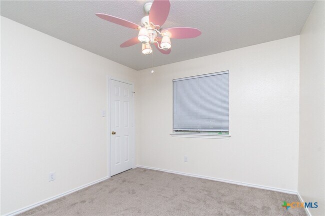 Building Photo - 3301 Dorothy Jane Dr