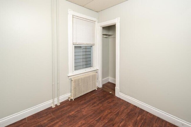 Building Photo - 13 112th St