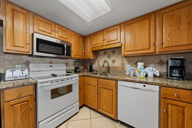 Building Photo - 24400 Perdido Beach Blvd