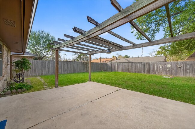 Building Photo - 3414 Lemon Tree Ln