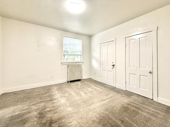 Building Photo - 203 Symphony Way