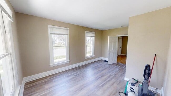 Building Photo - 716 Pearl St