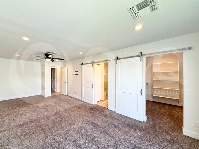 Building Photo - 3625 Hayden Rd