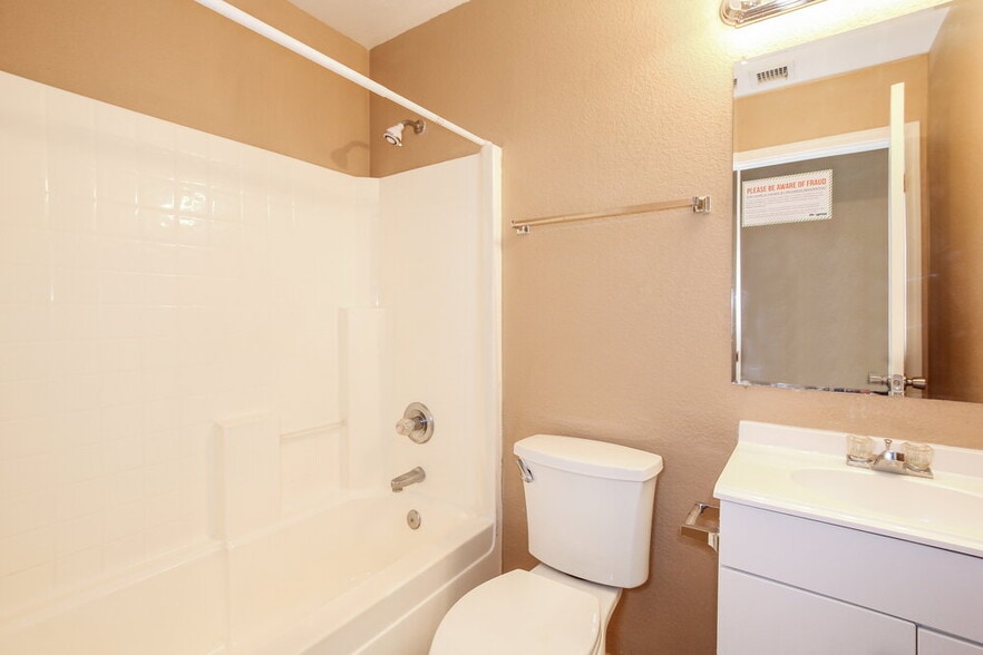 Building Photo - 3012 W Running Deer Trail