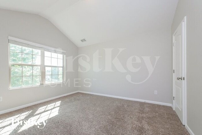 Building Photo - 4366 Rainer Dr